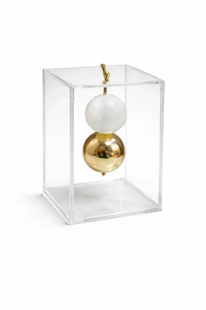 [V227] Acrylic Box With Natural Stone