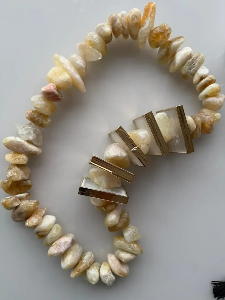 [V96] Decorative Natural Stone Necklace