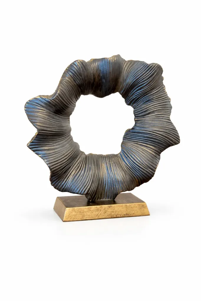 Flower Blooming Sculpture (Resin)