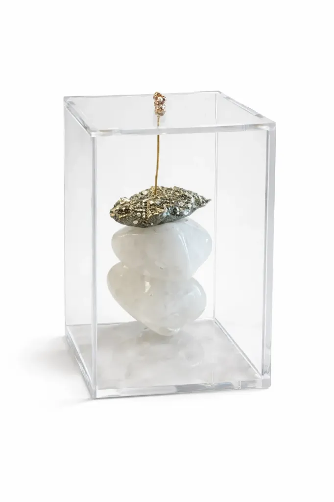 [V94] Acrylic box with white quartz and pyrite